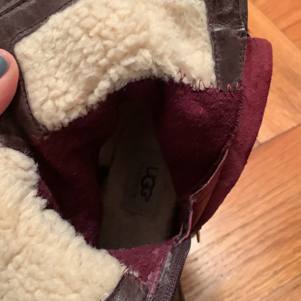 Ugg Leather Boots - Picture 6 of 6